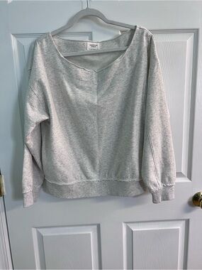 American Eagle Outfitters Heather Light Gray Scoop Neck Pullover